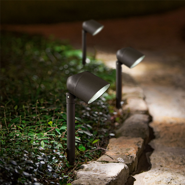 LED solar lamp with spotlight